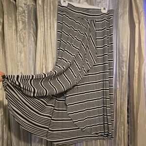 Lavish Black and White Striped Faux Wrap Skirt Size Large